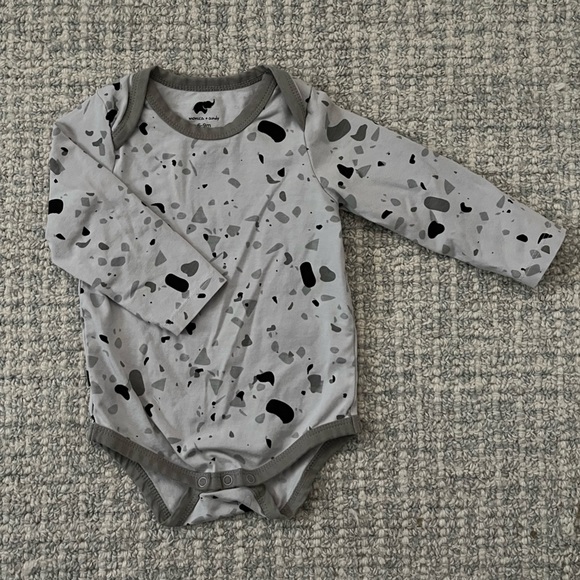 Monica and Andy 0-9M Bundle - Picture 7 of 8